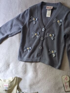 Little Lass 3 PC Blue Cardigan w/Bow Accents/white T-shirt/white/blue Skorts 3T